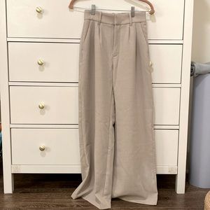Abercrombie Sloane Tailored Pants in Beige XS Short